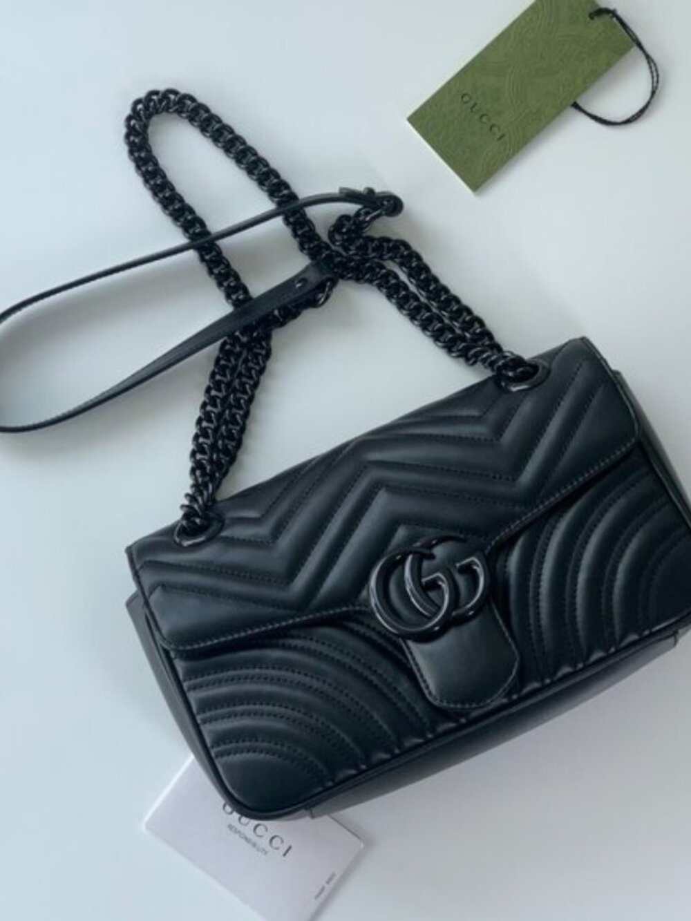 GUCCI Black Leather GG Marmont Shoulder Bag - Picture 4 of 9